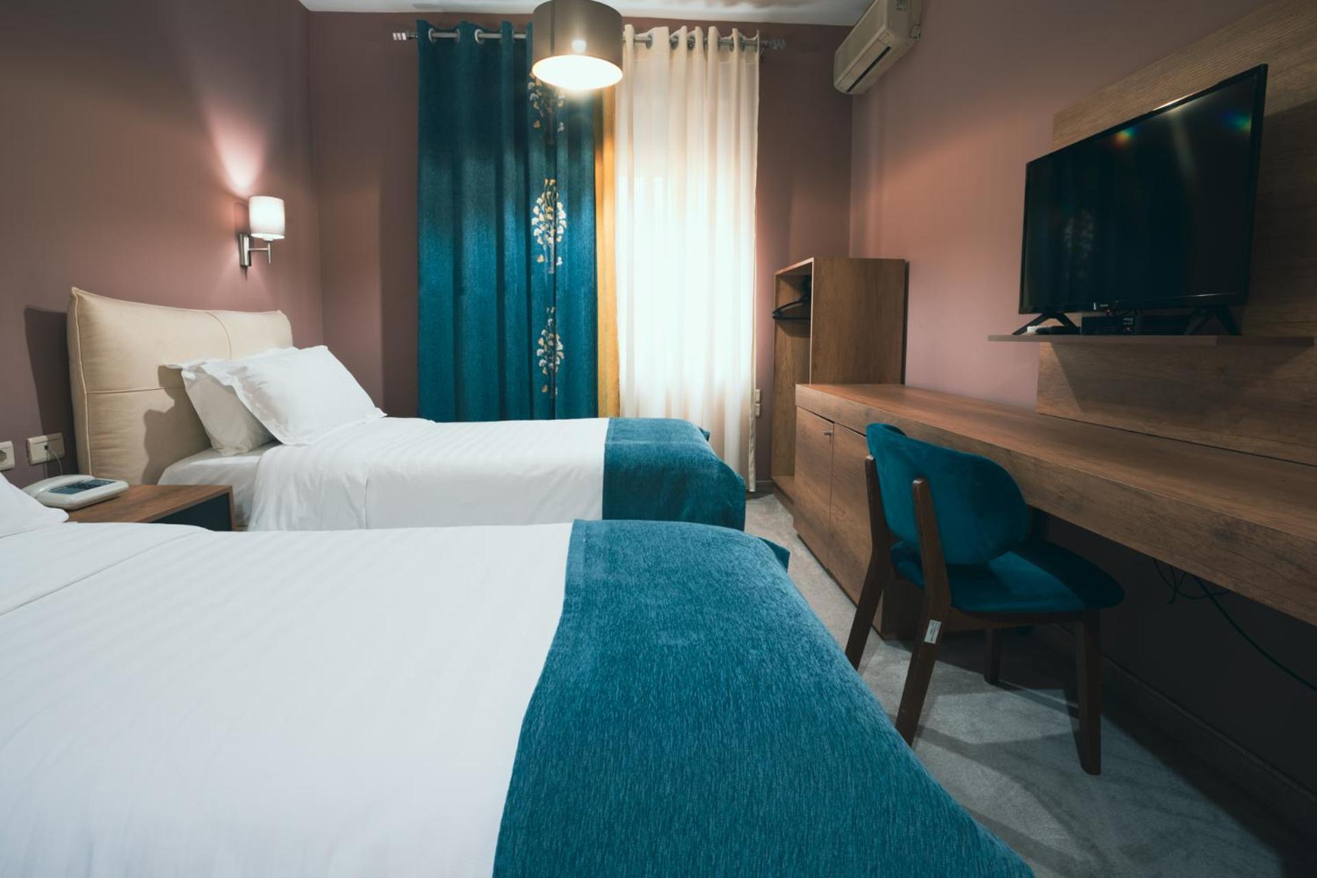 Hotel Eder Tirana Exteriér fotografie